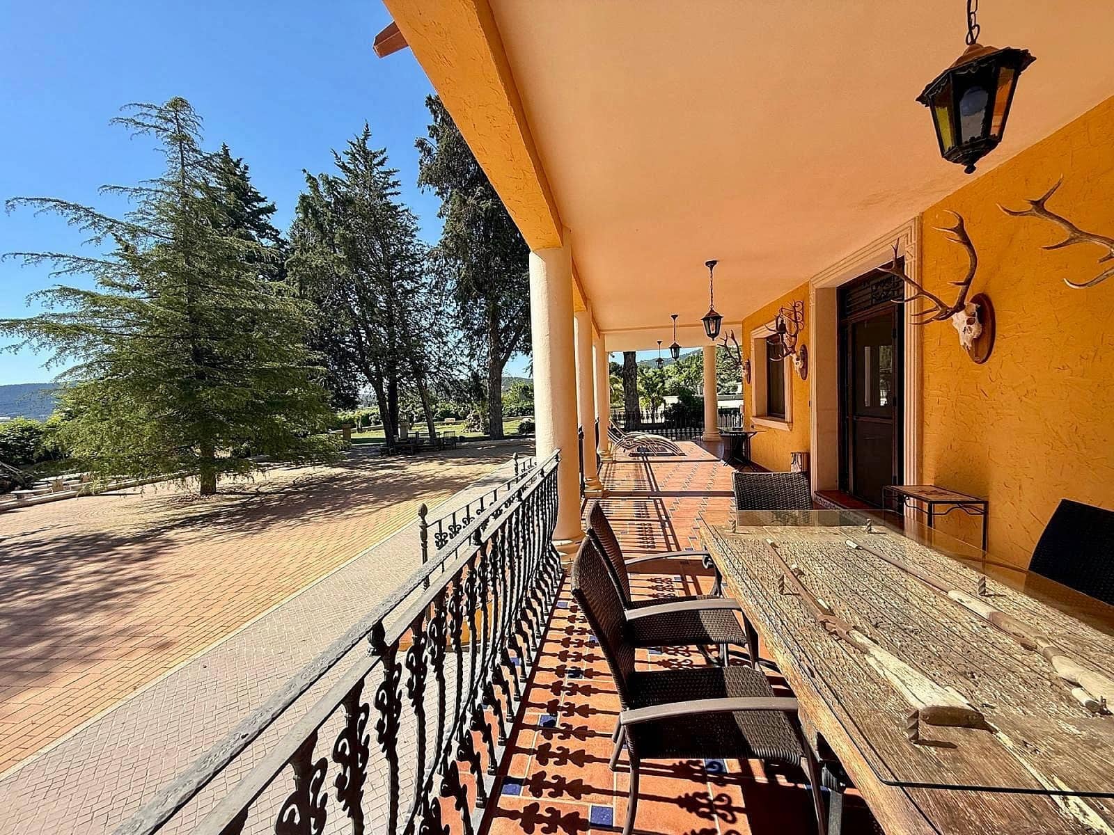6 bedroom Villa for sale in Salinas - € 949,000 (Ref: 9863983)