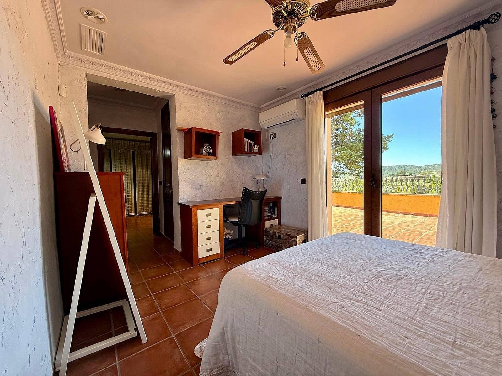 6 bedroom Villa for sale in Salinas - € 949,000 (Ref: 9863983)