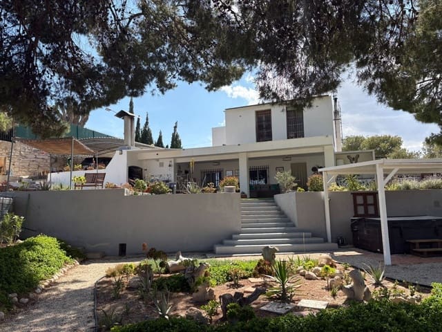 4 makuuhuone Maalaistalo myytävänä paikassa Carrús Est - Camí dels Magros, Elche / Elx - 299 950 € (Ref: 9866423)