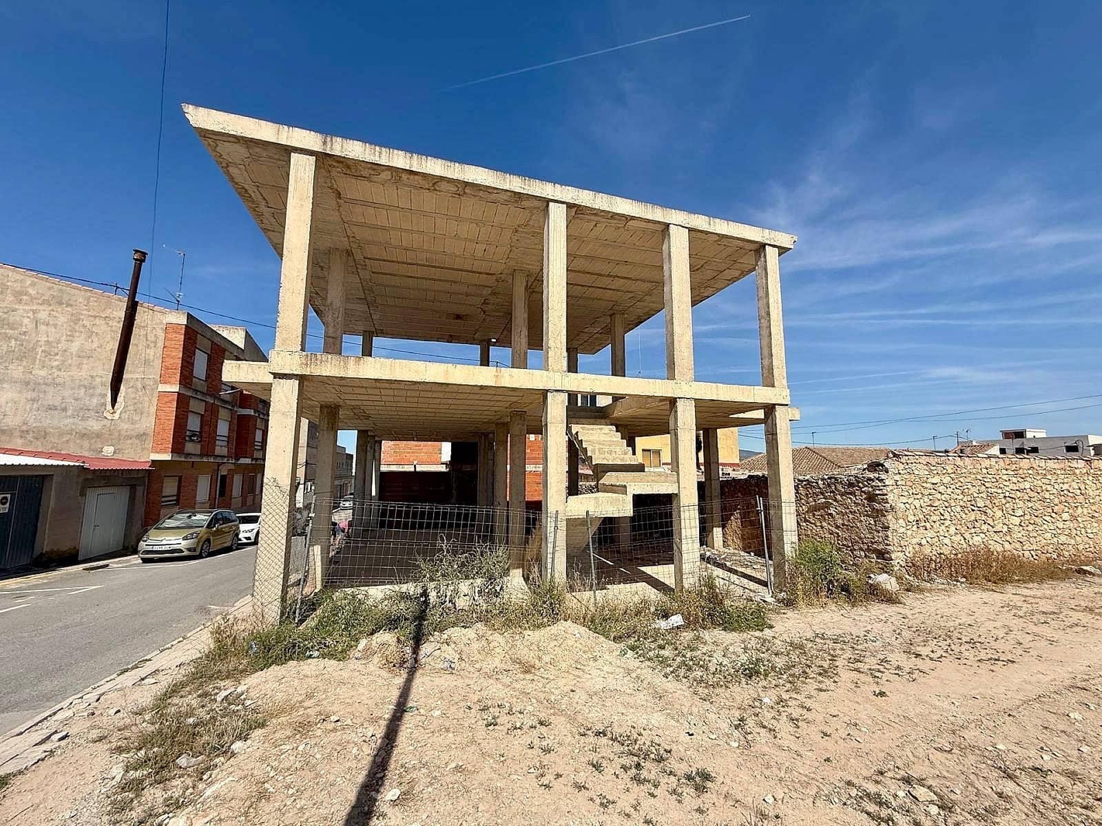 6 quarto Casa em Banda para venda em Pinoso - 80 000 € (Ref: 9866426)