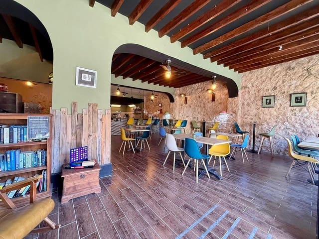 3 quarto Casa em Banda para venda em Pinoso - 370 000 € (Ref: 9875627)