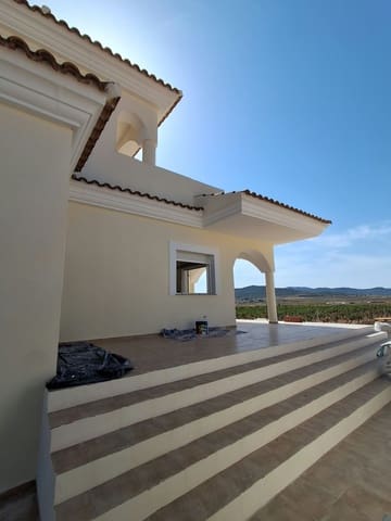 Finca/Casa Rural de 5 habitaciones en Pinoso en venta con piscina garaje - 485.000 € (Ref: 9883974)