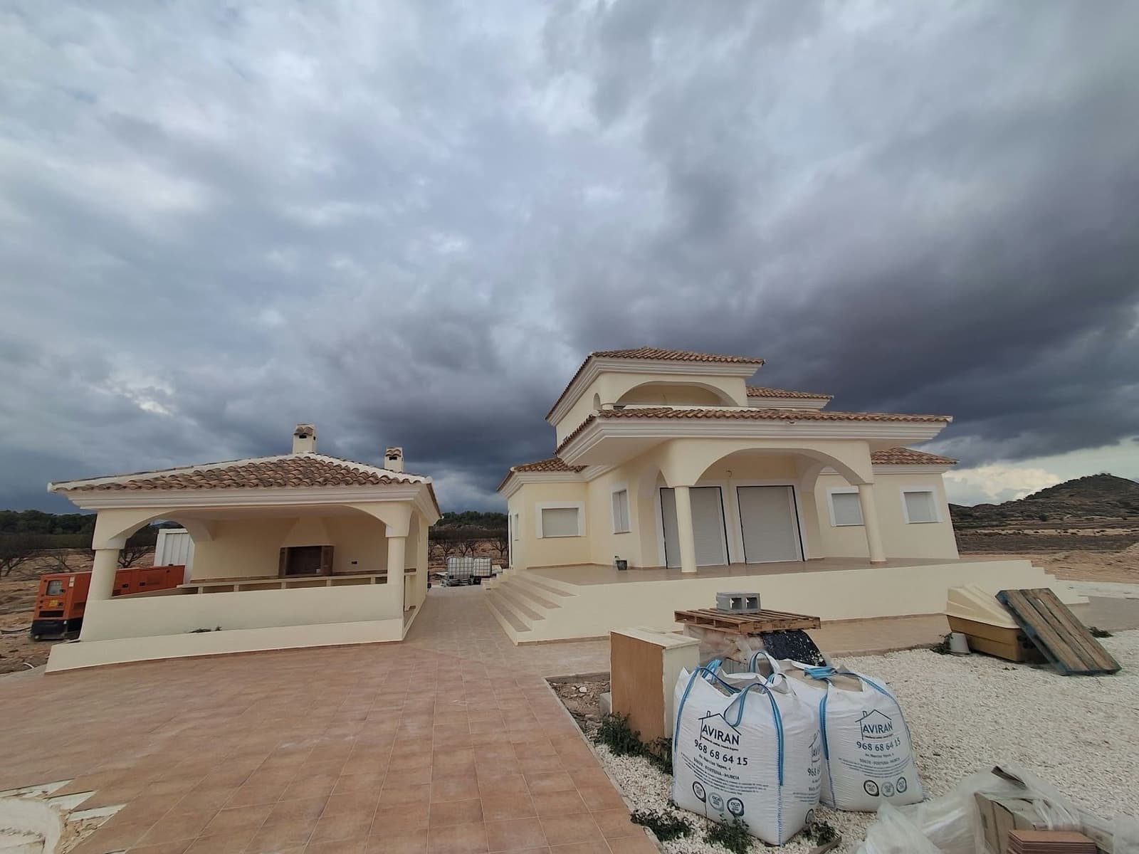 5 soverom Finca/Herregård til salgs i Pinoso med svømmebasseng garasje - € 485 000 (Ref: 9883974)