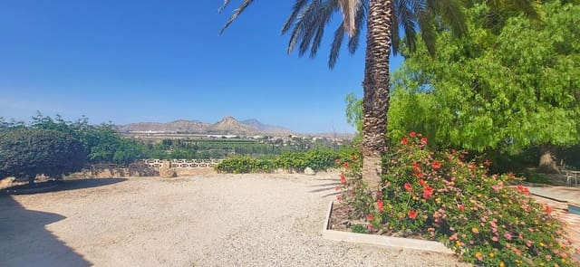 4 bedroom Villa for sale in Novelda - € 280,000 (Ref: 9889696)