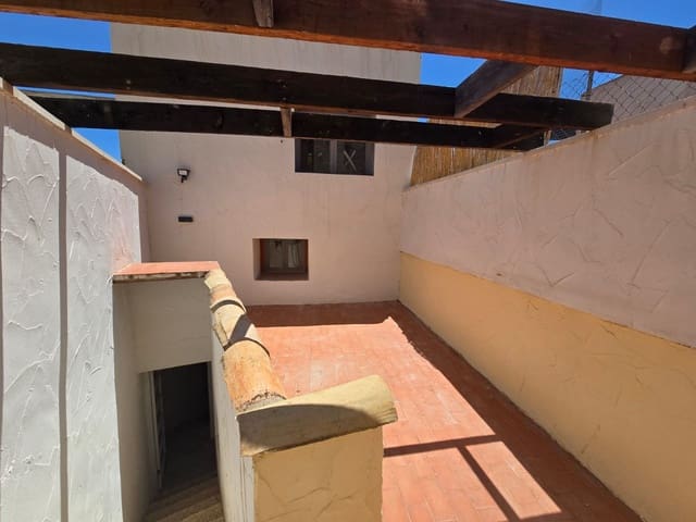 Casa de 3 habitaciones en Sax en venta - 125.000 € (Ref: 9889698)