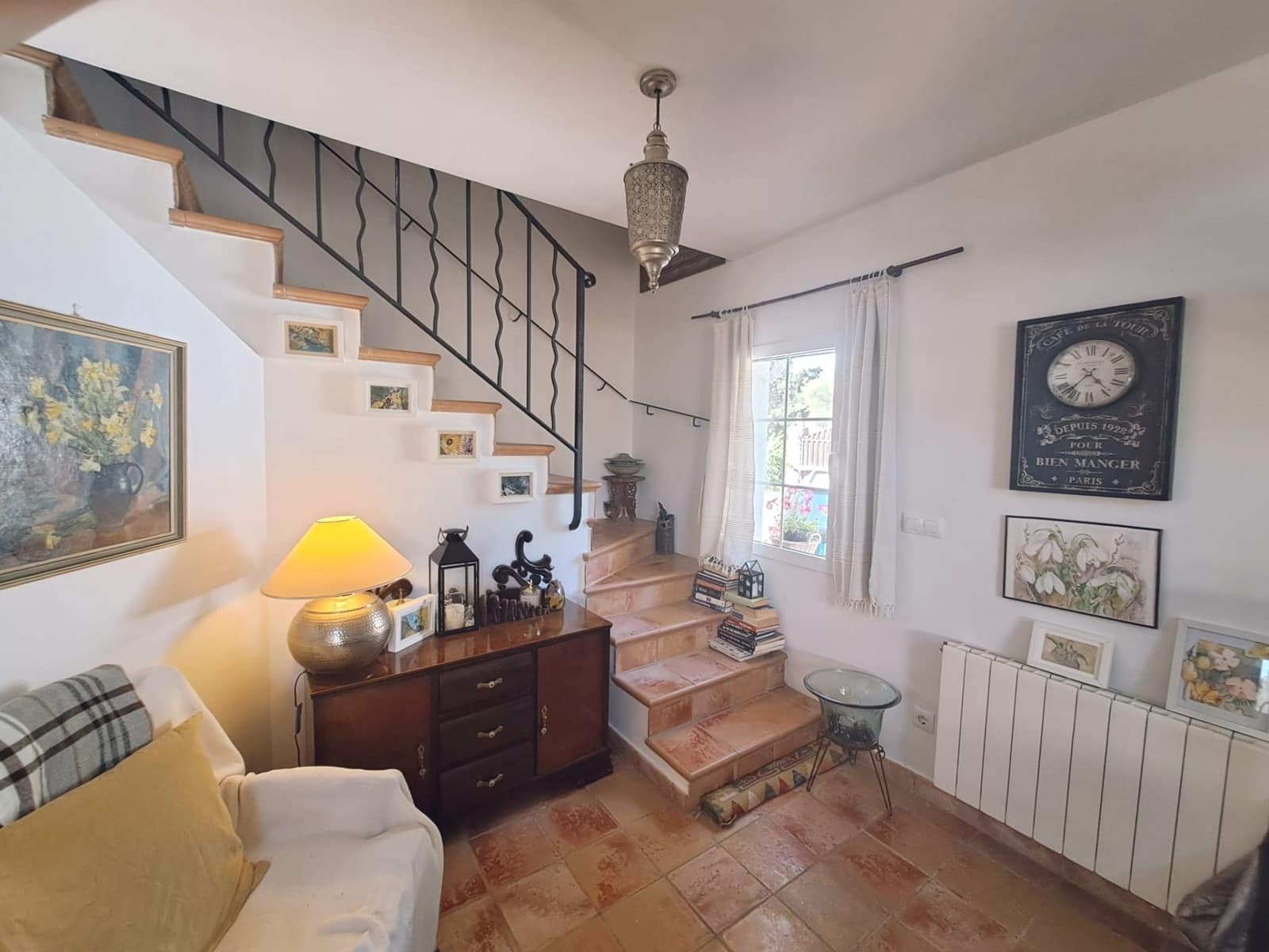 6 sypialnia Finka/Dom wiejski na sprzedaż w Sax z basenem garażem - 539 950 € (Ref: 9895126)