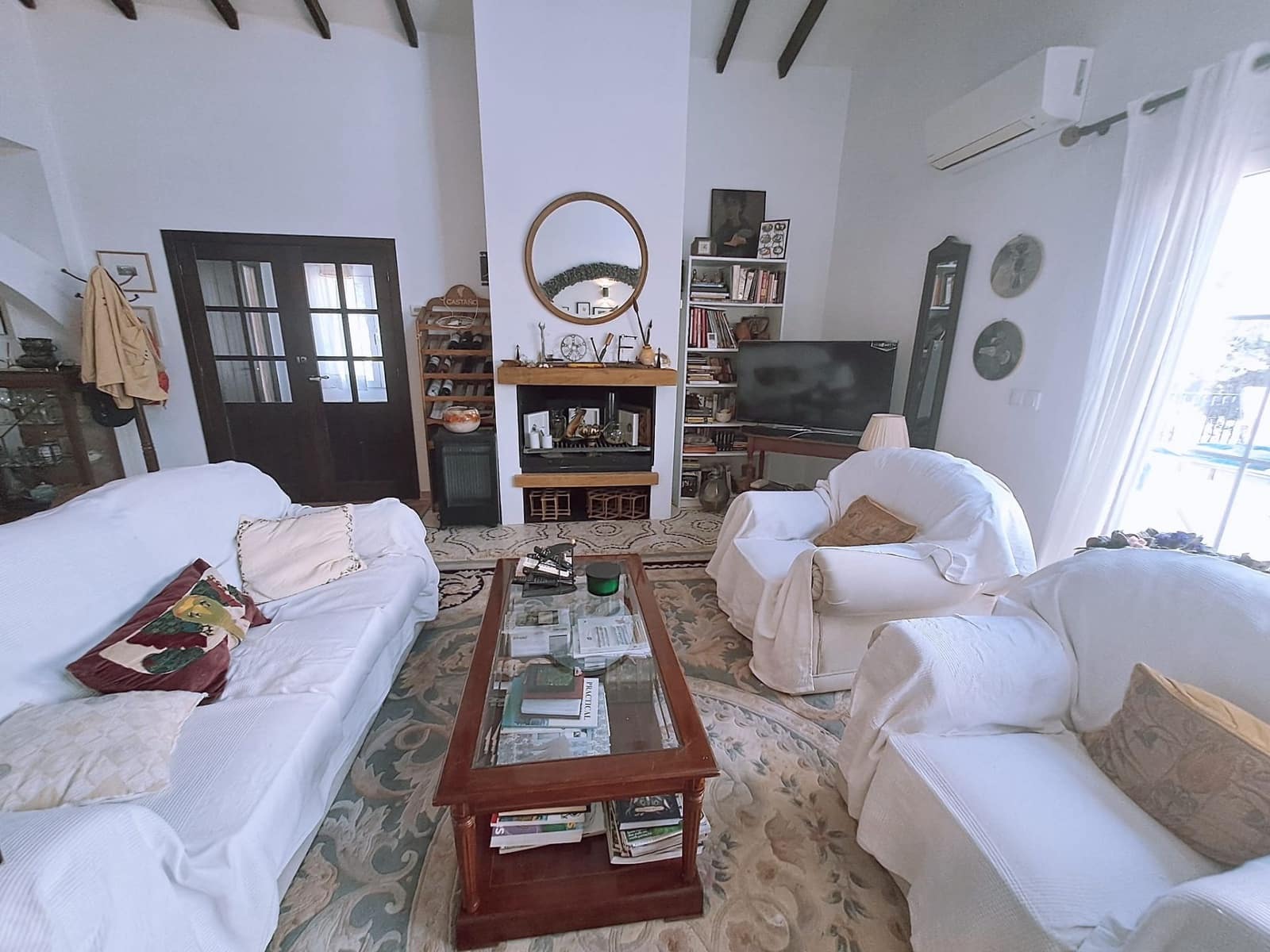6 sypialnia Finka/Dom wiejski na sprzedaż w Sax z basenem garażem - 539 950 € (Ref: 9895126)