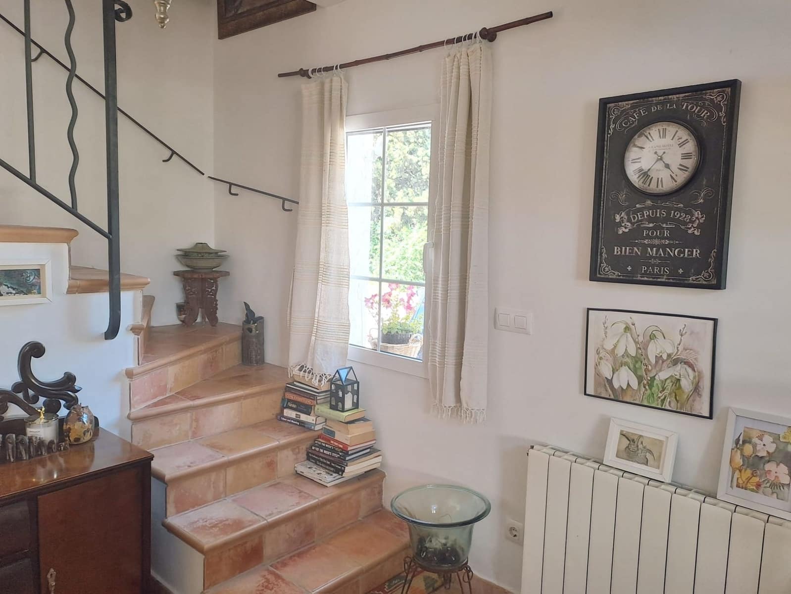 6 sypialnia Finka/Dom wiejski na sprzedaż w Sax z basenem garażem - 539 950 € (Ref: 9895126)