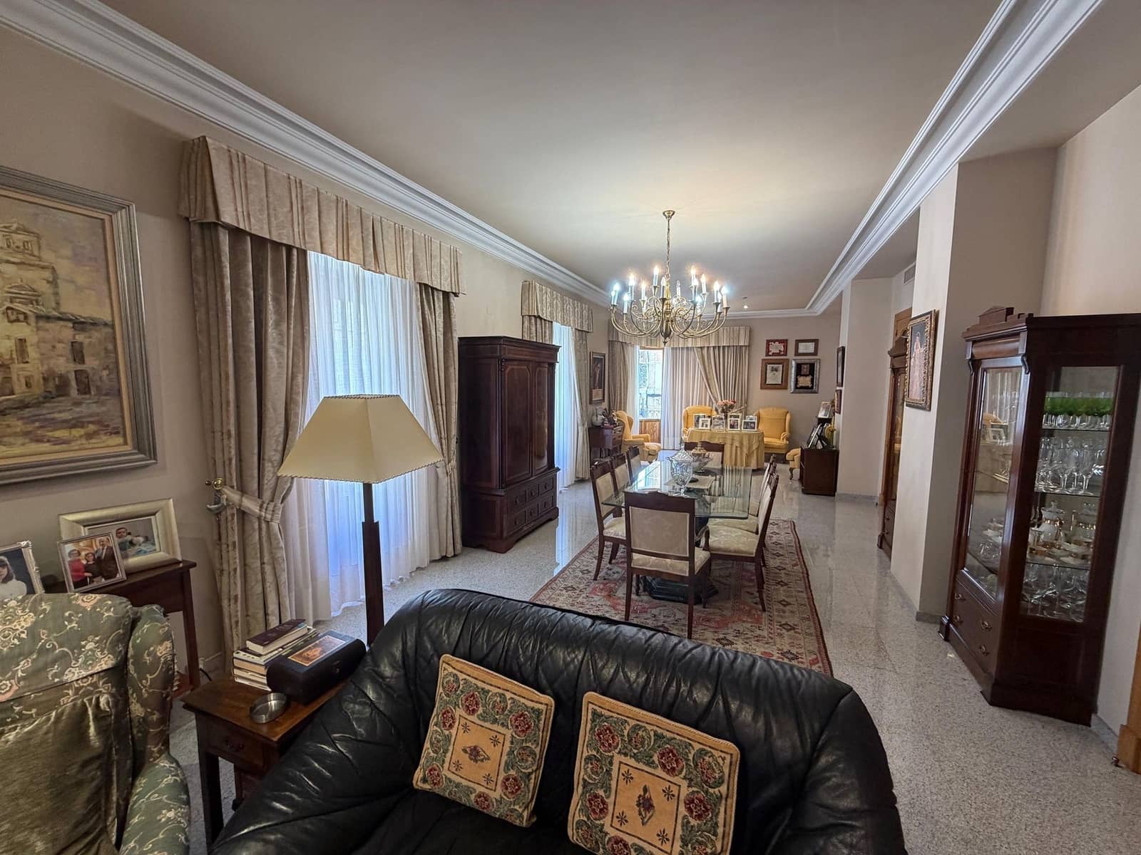 Apartamento de 4 habitaciones en Jumilla en venta - 600.000 € (Ref: 9906845)