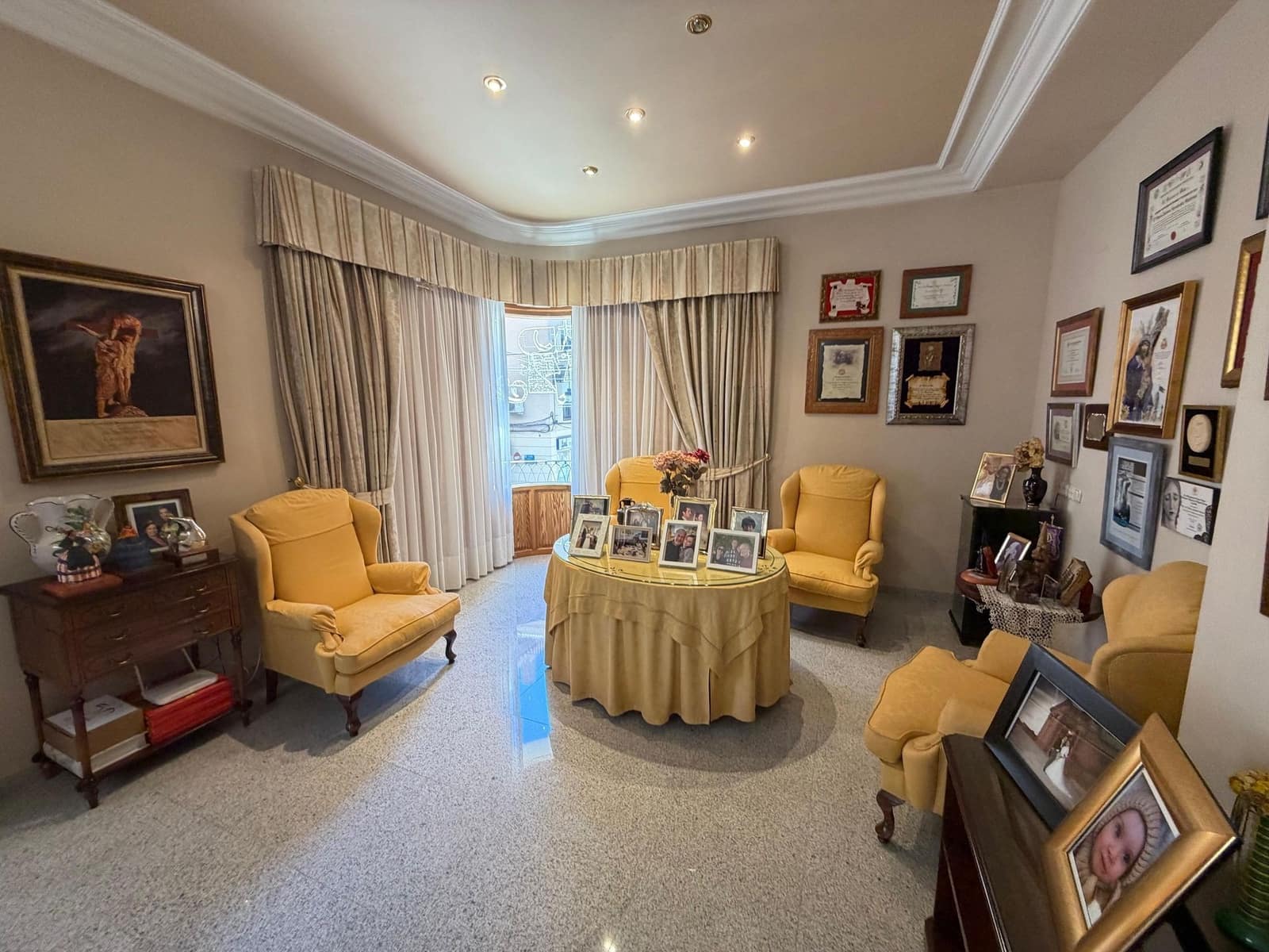 Apartamento de 4 habitaciones en Jumilla en venta - 600.000 € (Ref: 9906845)