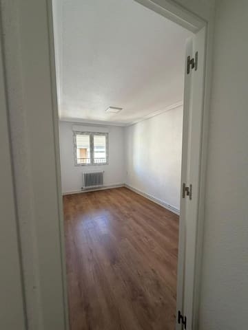 4 Zimmer Apartment zu verkaufen in Yecla - 145.000 € (Ref: 9909971)