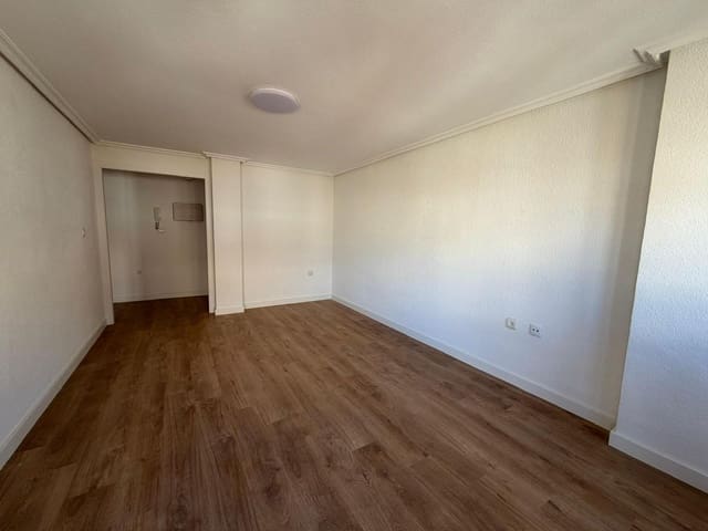 4 Zimmer Apartment zu verkaufen in Yecla - 145.000 € (Ref: 9909971)