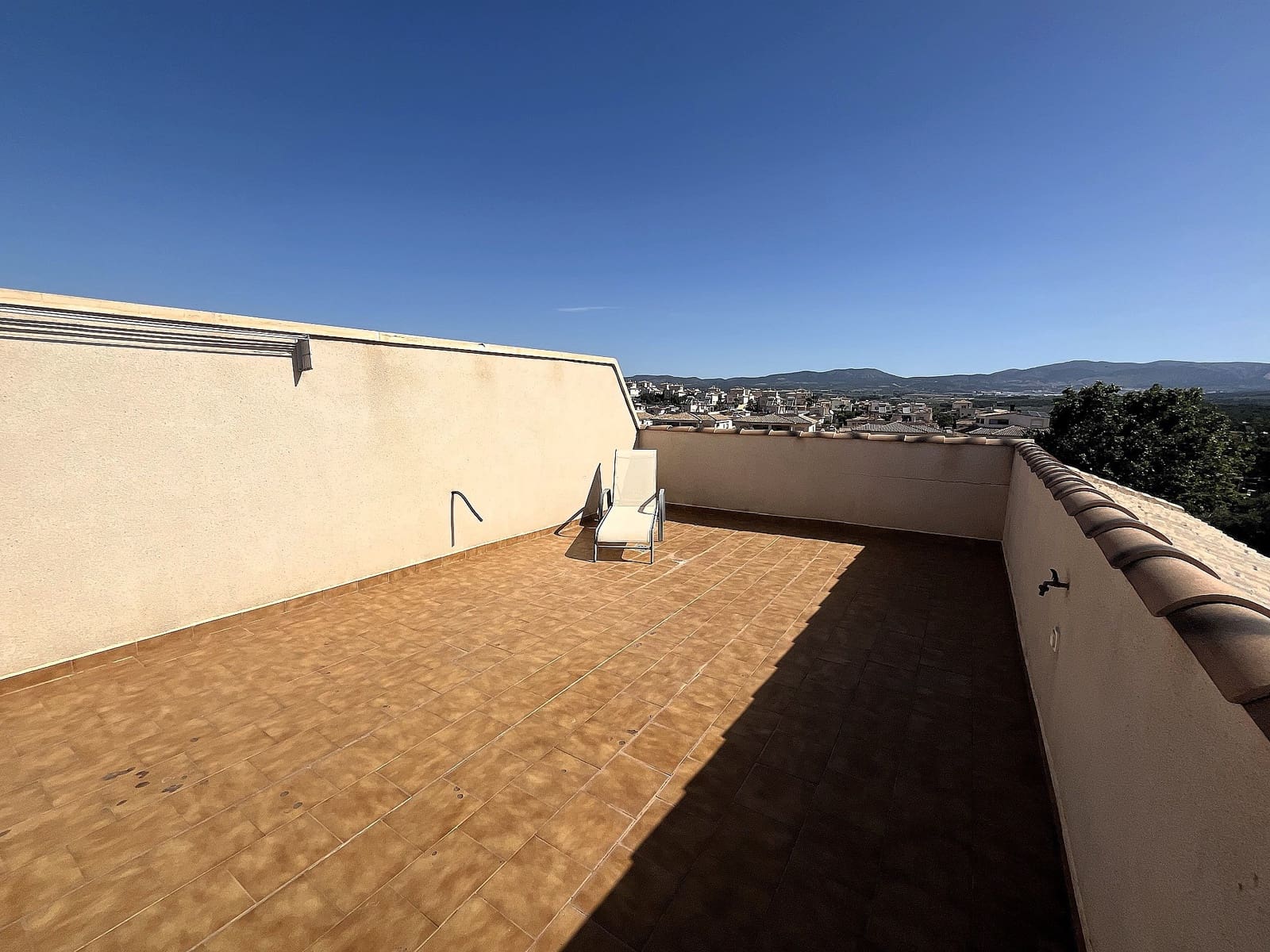 2 bedroom Apartment for sale in Castalla with pool - € 119,999 (Ref: 9909973)