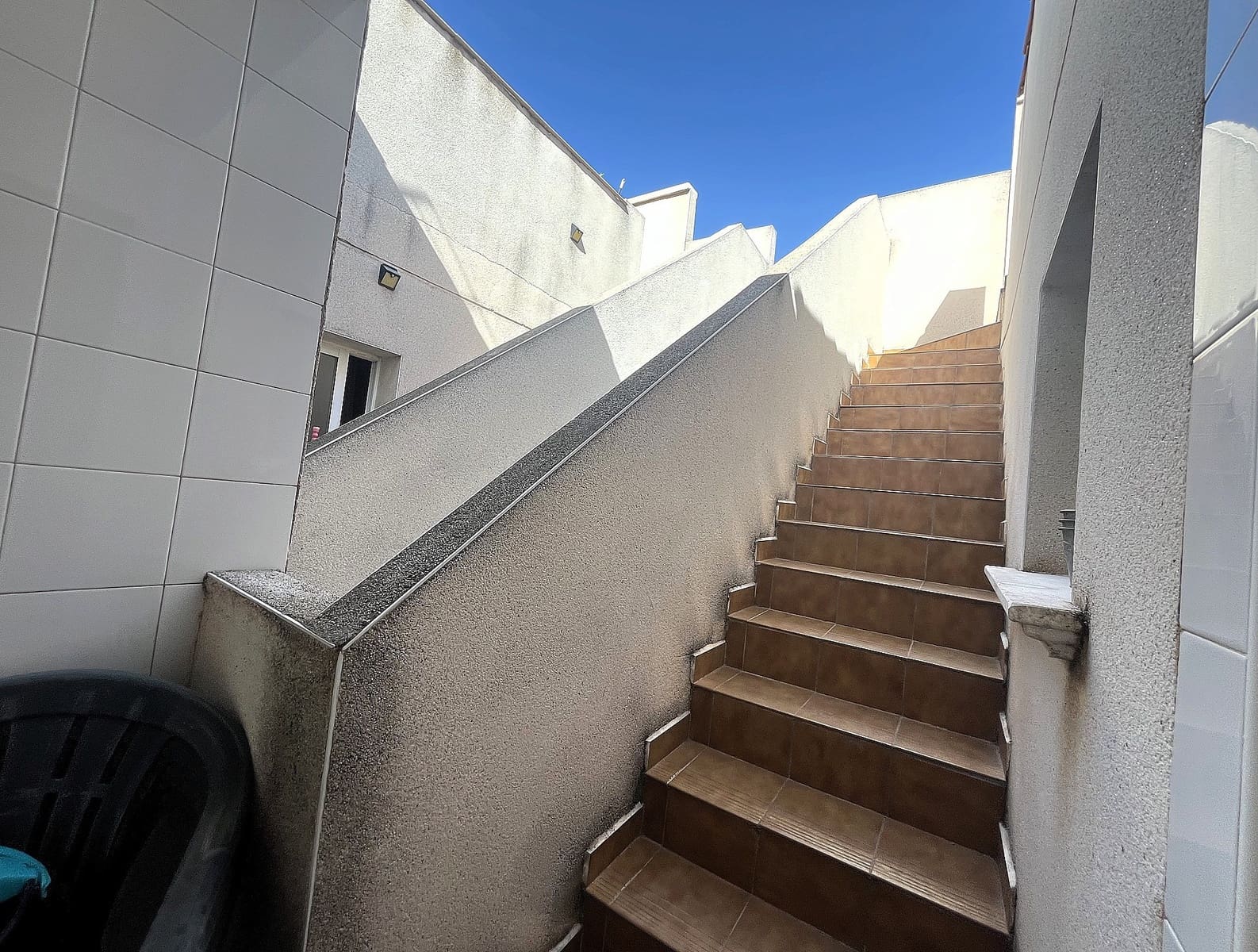2 bedroom Apartment for sale in Castalla with pool - € 119,999 (Ref: 9909973)
