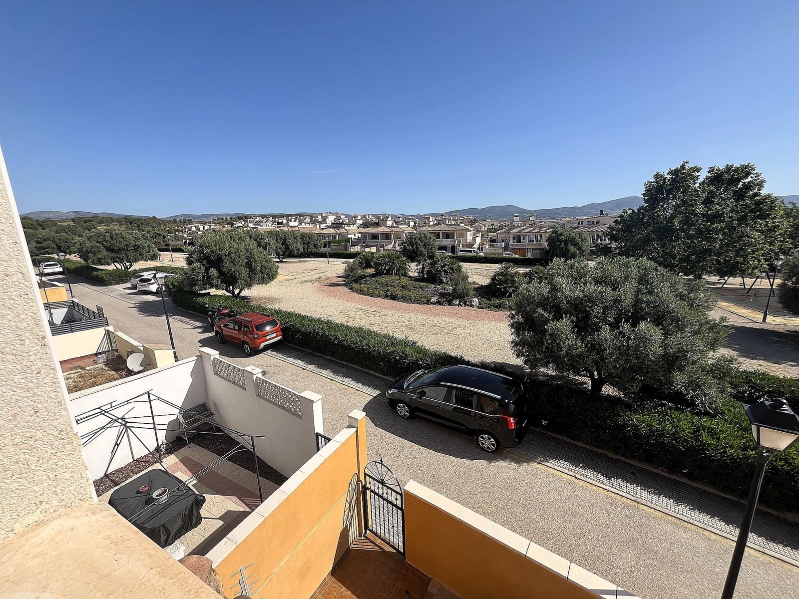 2 bedroom Apartment for sale in Castalla with pool - € 119,999 (Ref: 9909973)
