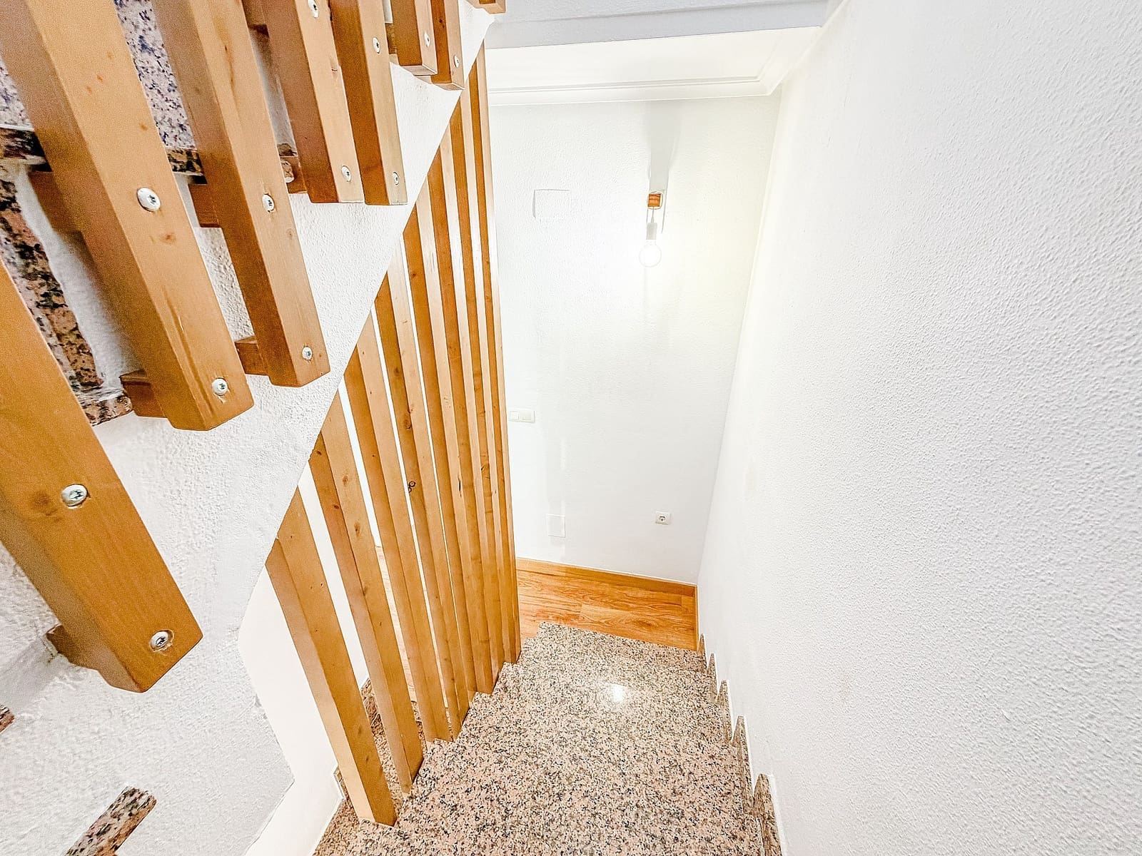 3 chambre Villa/Maison Semi-Mitoyenne à vendre à Orihuela avec piscine - 283 000 € (Ref: 9926705)