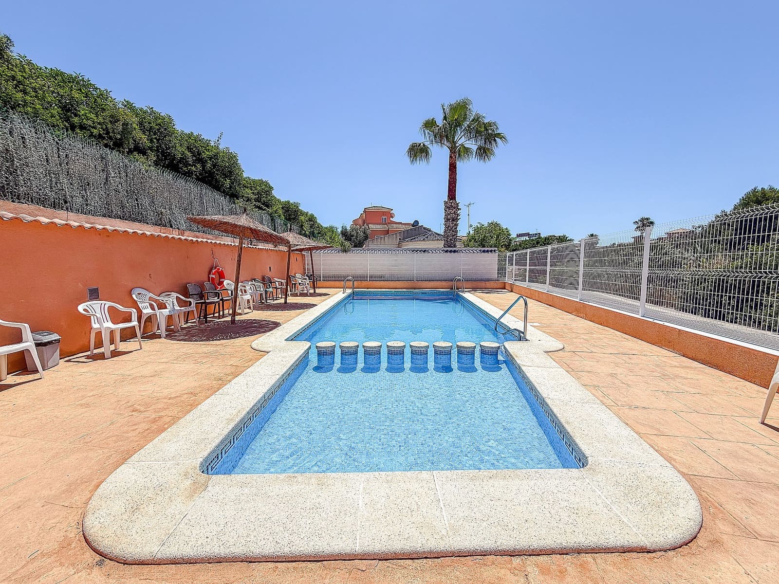 3 chambre Villa/Maison Semi-Mitoyenne à vendre à Orihuela avec piscine - 283 000 € (Ref: 9926705)