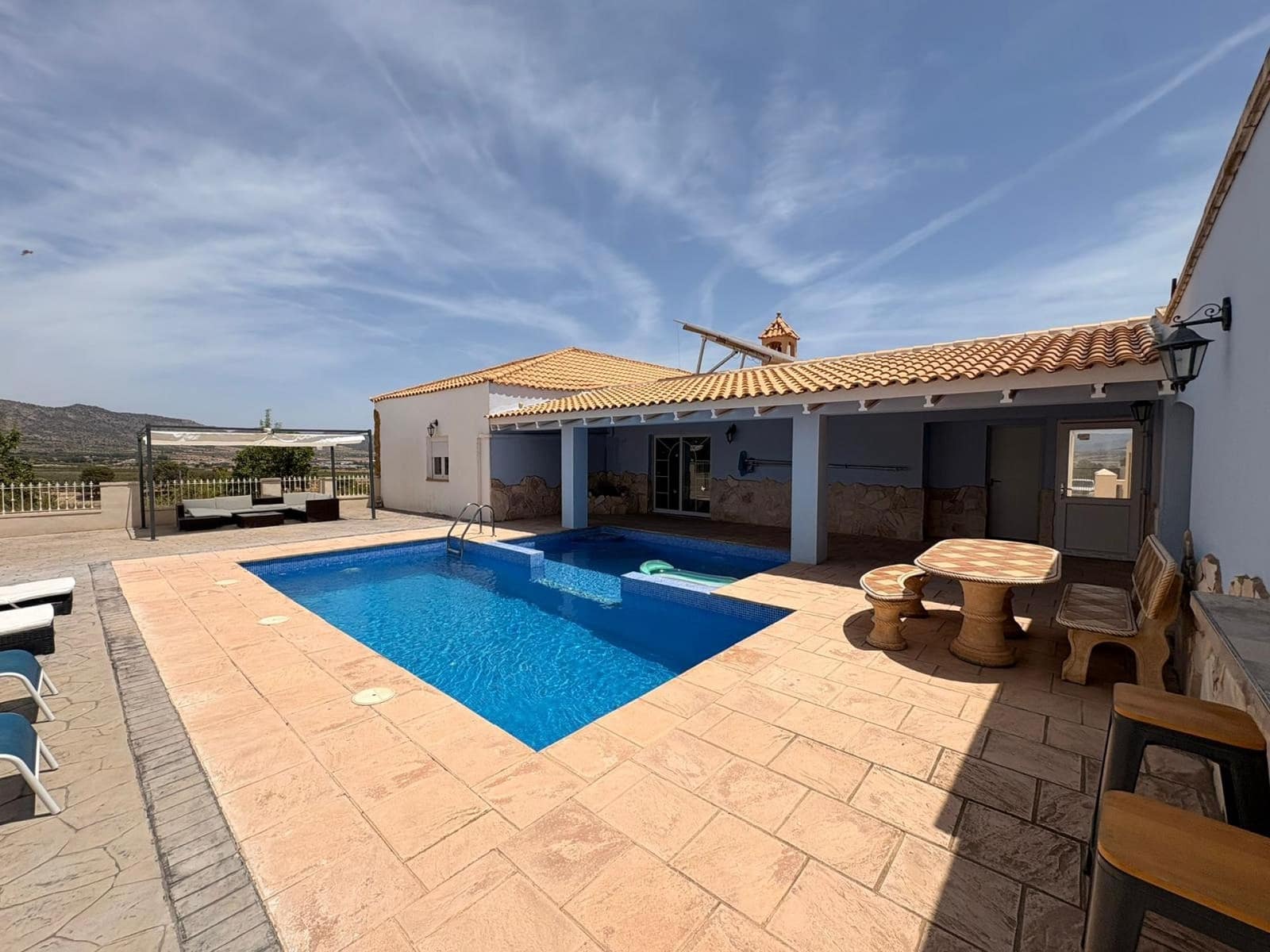 4 Zimmer Gewerbe zu verkaufen in Salinas mit Pool - 695.000 € (Ref: 9928672)