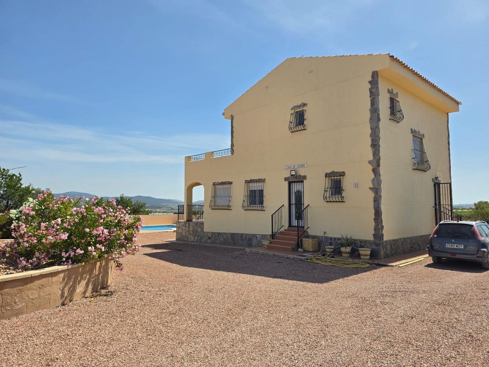 4 soverom Villa til salgs i Monovar / Monover med svømmebasseng garasje - € 425 000 (Ref: 9932766)