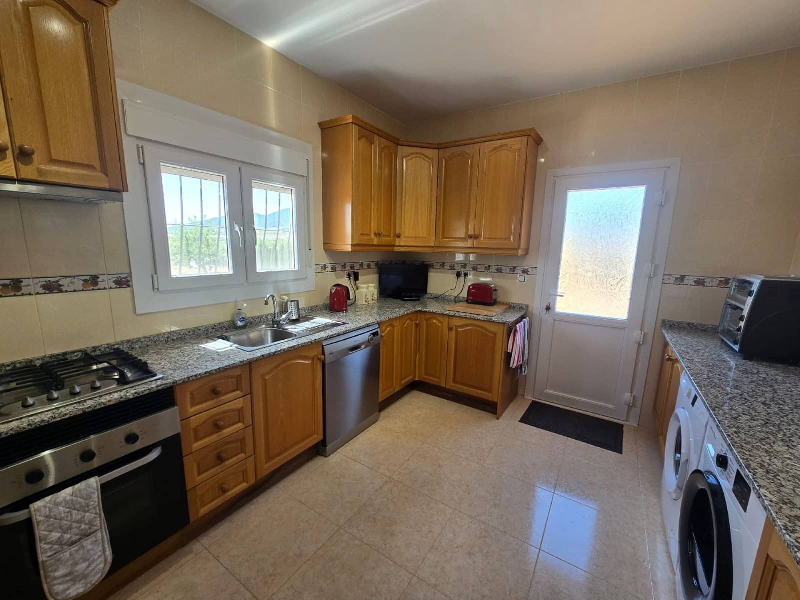 4 soverom Villa til salgs i Monovar / Monover med svømmebasseng garasje - € 425 000 (Ref: 9932766)