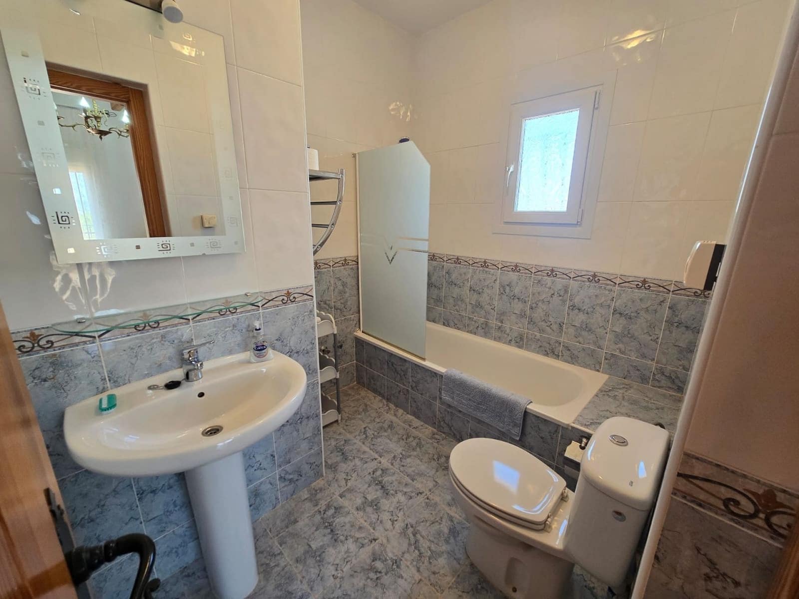 4 soverom Villa til salgs i Monovar / Monover med svømmebasseng garasje - € 425 000 (Ref: 9932766)