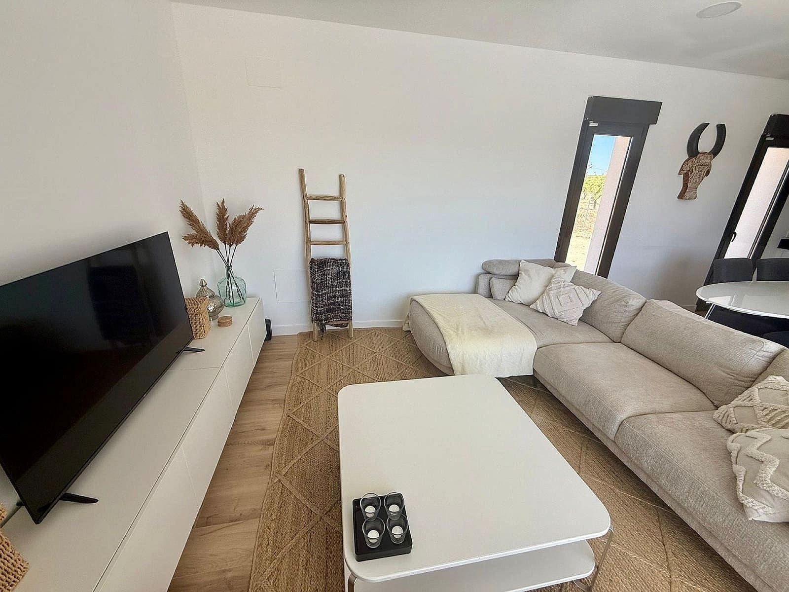 3 chambre Villa/Maison à vendre à Pinoso avec piscine - 399 900 € (Ref: 9932768)