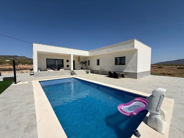 3 chambre Villa/Maison à vendre à Pinoso avec piscine - 399 900 € (Ref: 9932768)