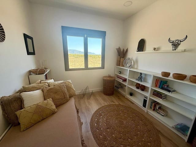 3 chambre Villa/Maison à vendre à Pinoso avec piscine - 399 900 € (Ref: 9932768)