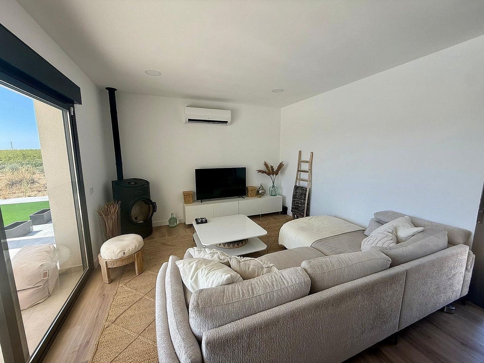 3 chambre Villa/Maison à vendre à Pinoso avec piscine - 399 900 € (Ref: 9932768)