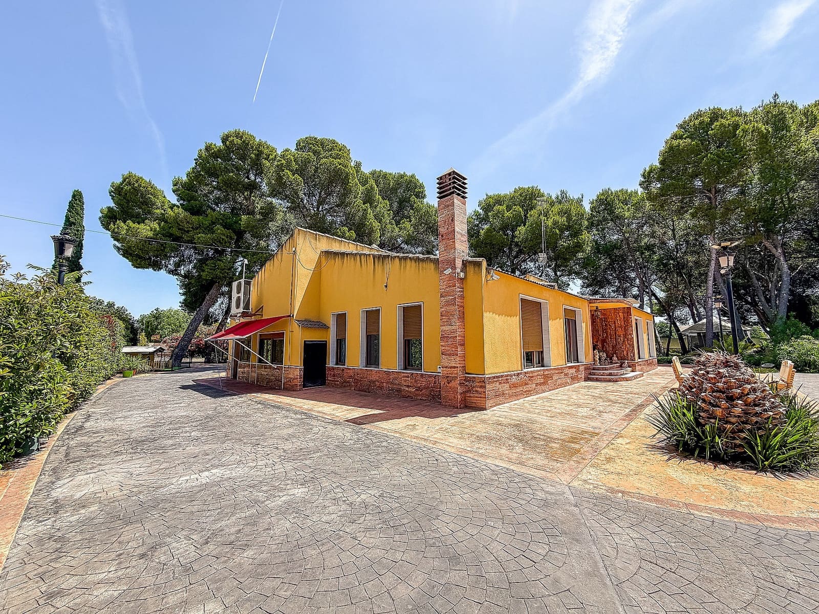 4 sovrum Villa till salu i Yecla med pool garage - 699 000 € (Ref: 9937462)