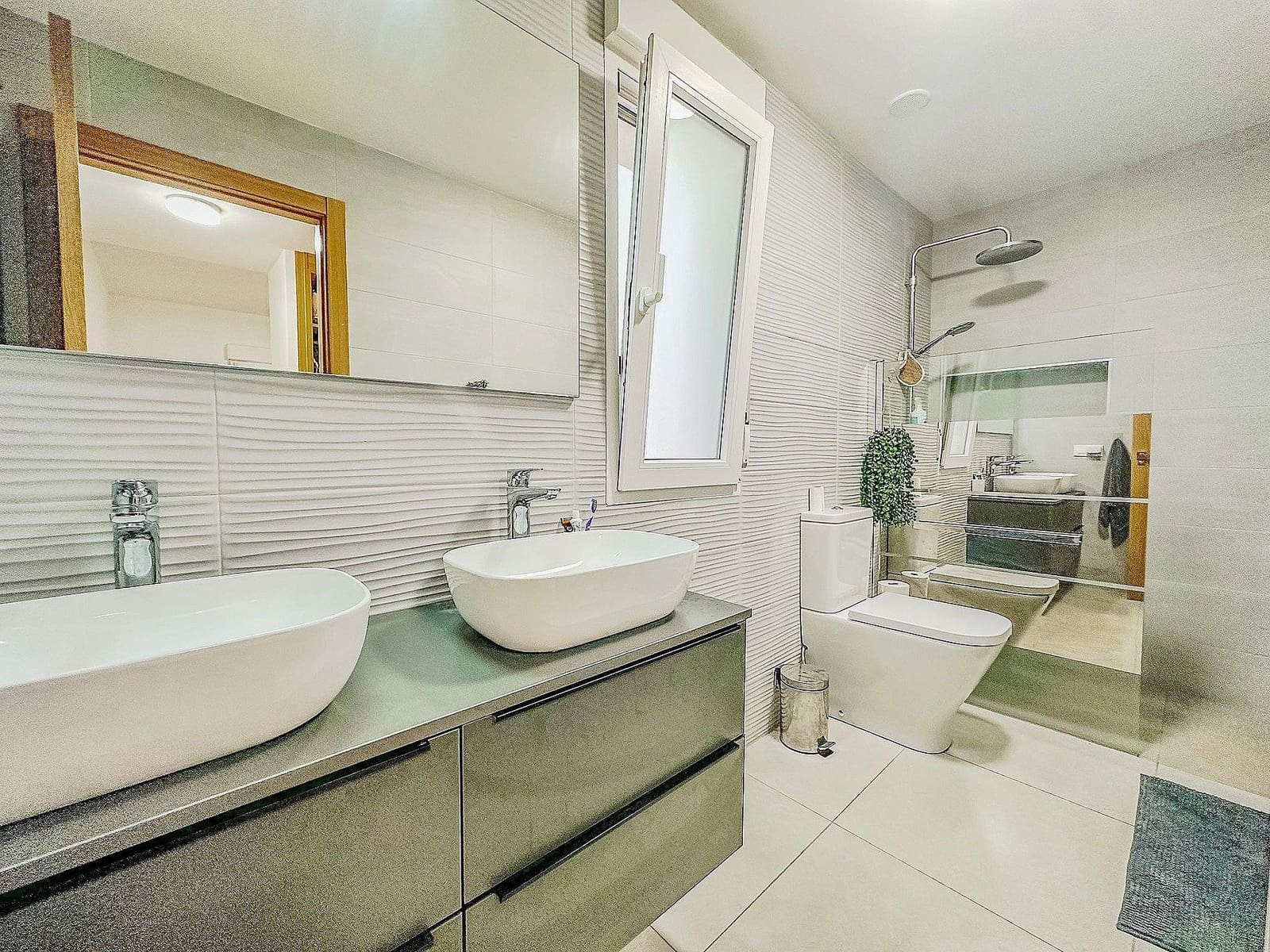 3 bedroom Villa for sale in Pinoso with pool - € 289,995 (Ref: 9937463)