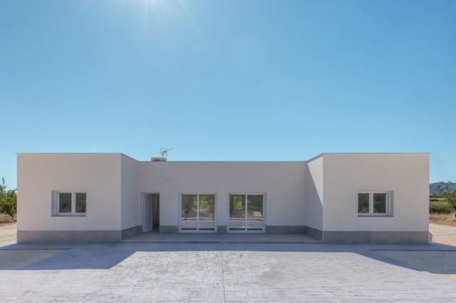 3 bedroom Villa for sale in Pinoso with pool - € 289,995 (Ref: 9937463)