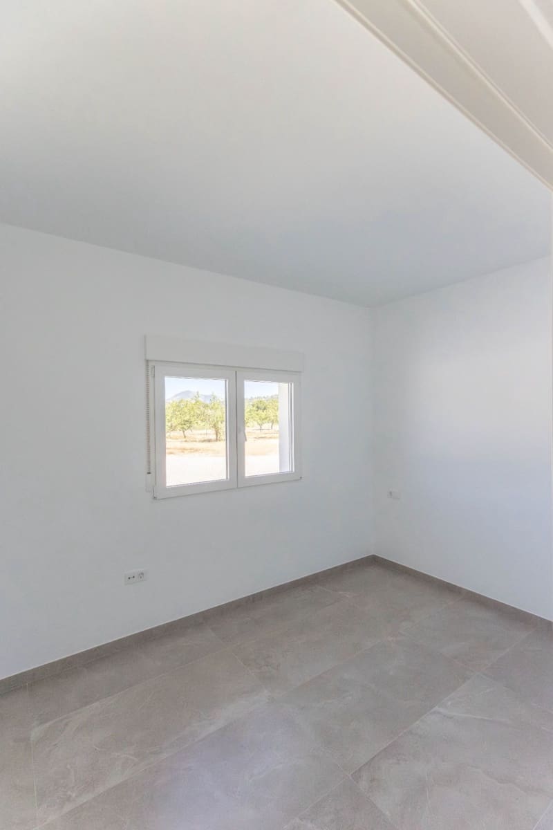 3 bedroom Villa for sale in Pinoso with pool - € 289,995 (Ref: 9937463)