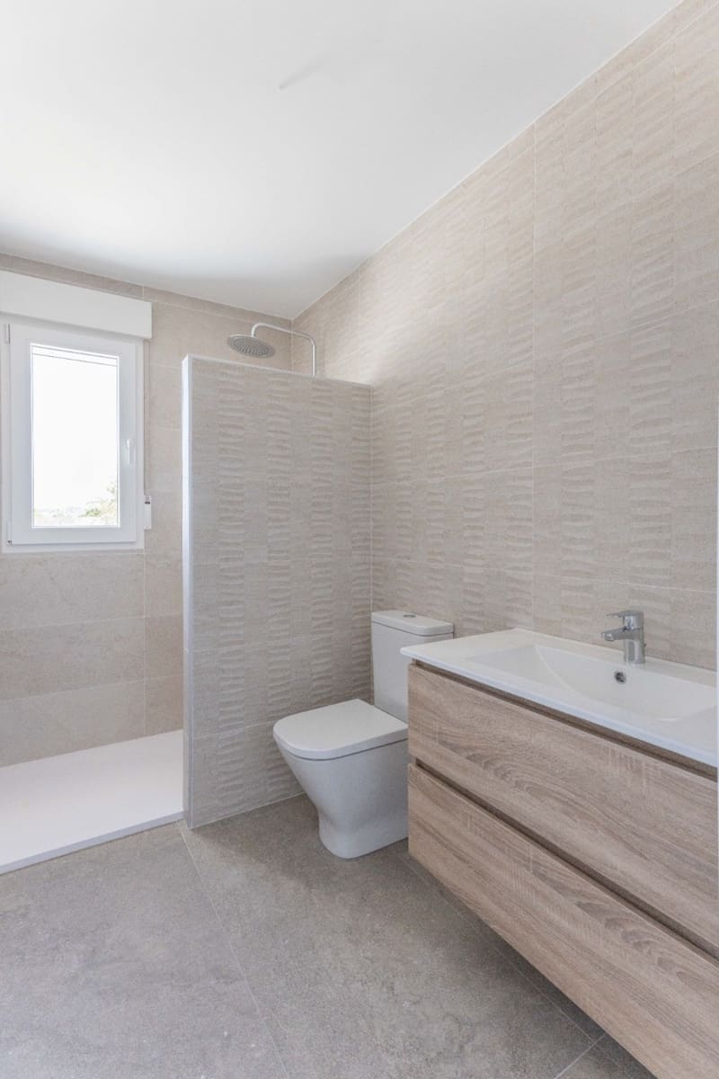 3 bedroom Villa for sale in Pinoso with pool - € 289,995 (Ref: 9937463)