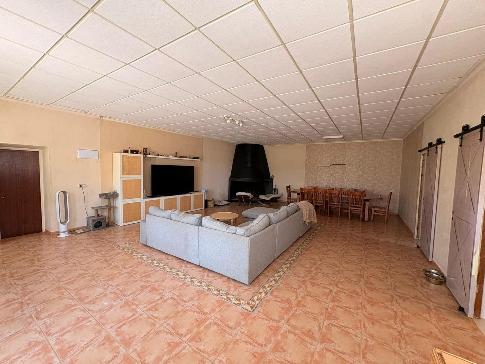 6 soveværelse Finca/Landehus til salg i Jumilla med swimmingpool garage - € 425.000 (Ref: 9939304)