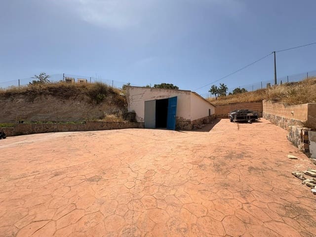 6 soveværelse Finca/Landehus til salg i Jumilla med swimmingpool garage - € 425.000 (Ref: 9939304)