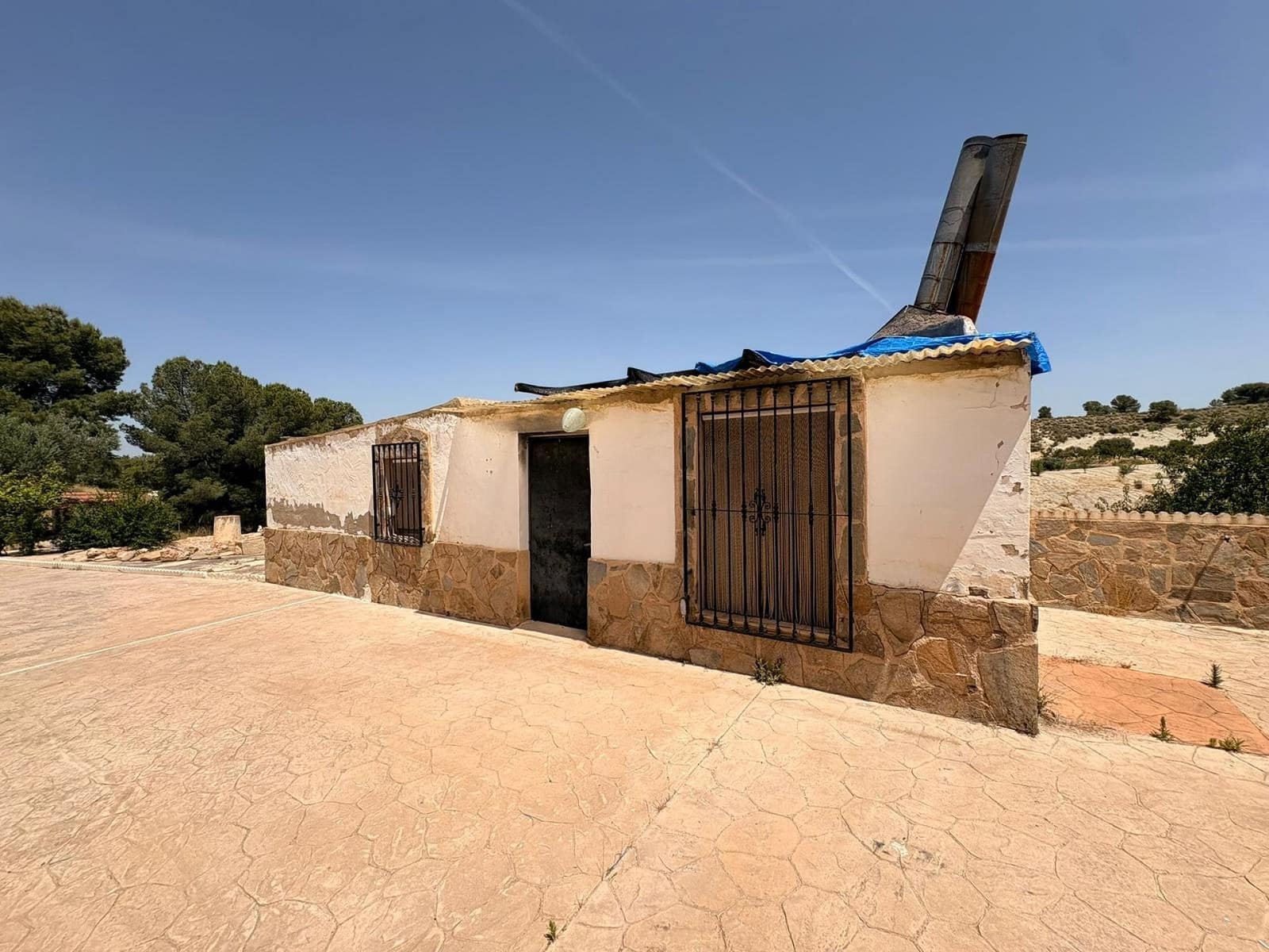 6 soveværelse Finca/Landehus til salg i Jumilla med swimmingpool garage - € 425.000 (Ref: 9939304)