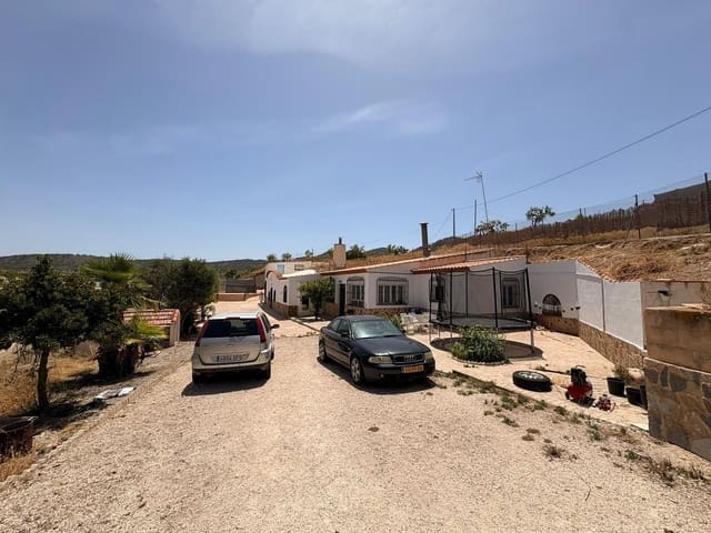 6 soveværelse Finca/Landehus til salg i Jumilla med swimmingpool garage - € 425.000 (Ref: 9939304)