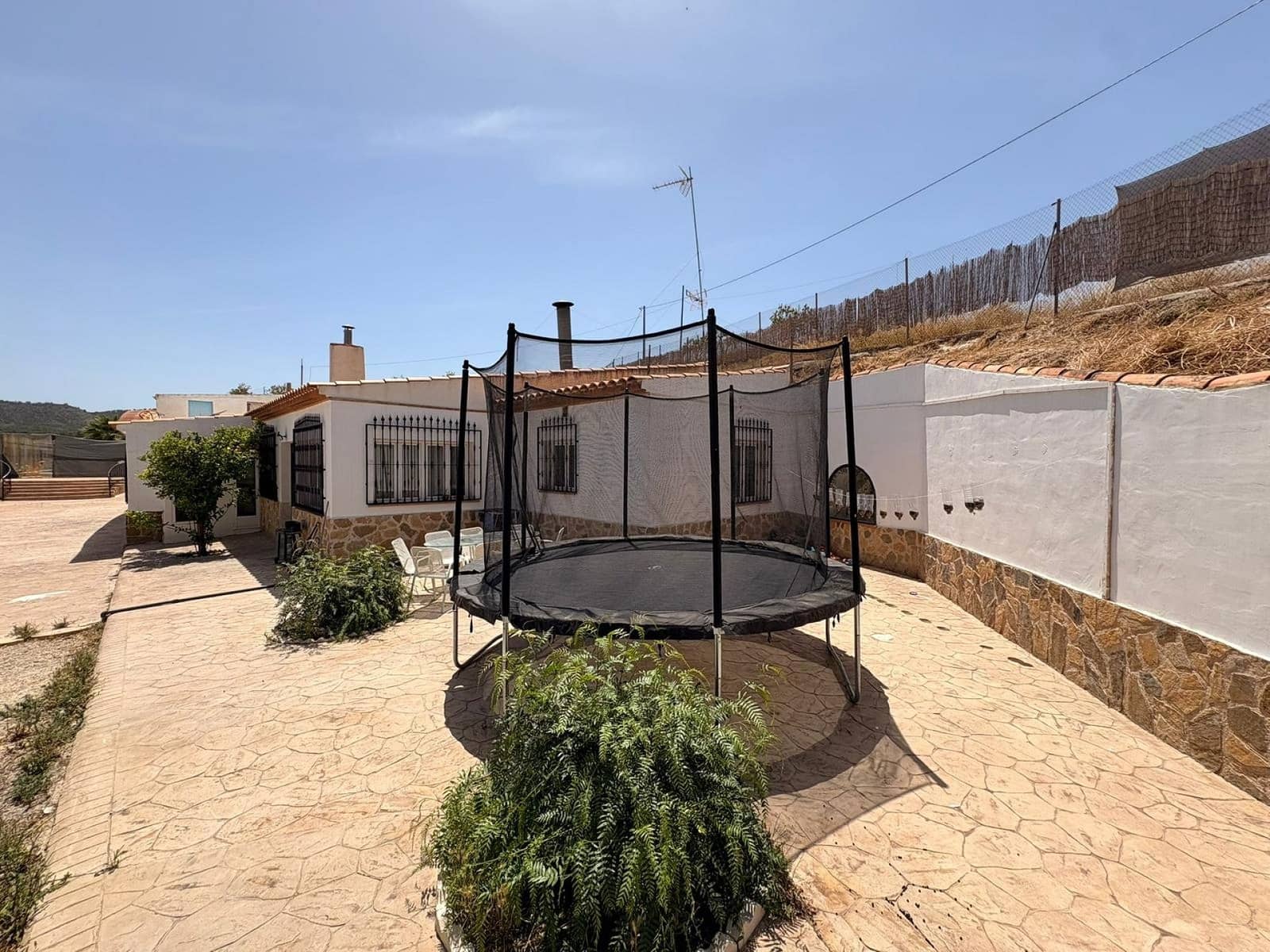 6 soveværelse Finca/Landehus til salg i Jumilla med swimmingpool garage - € 425.000 (Ref: 9939304)