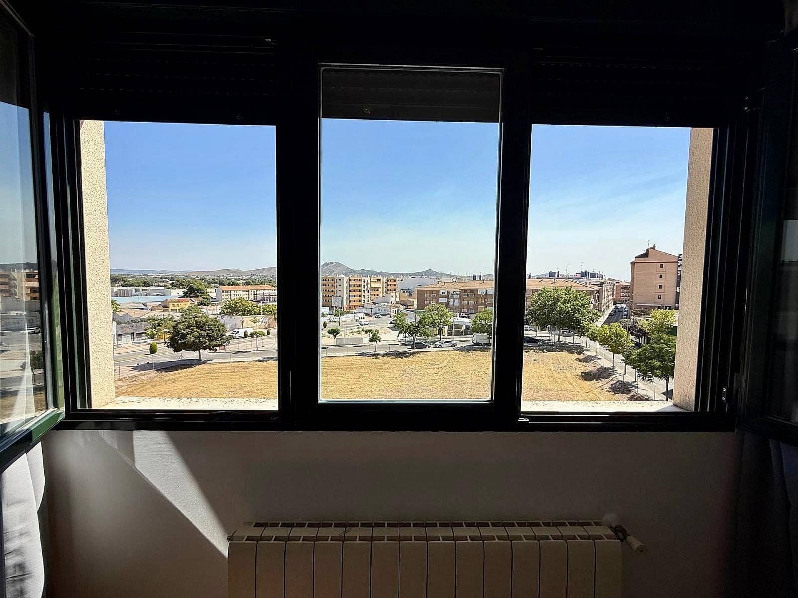4 Zimmer Apartment zu verkaufen in Yecla mit Garage - 279.000 € (Ref: 9946920)