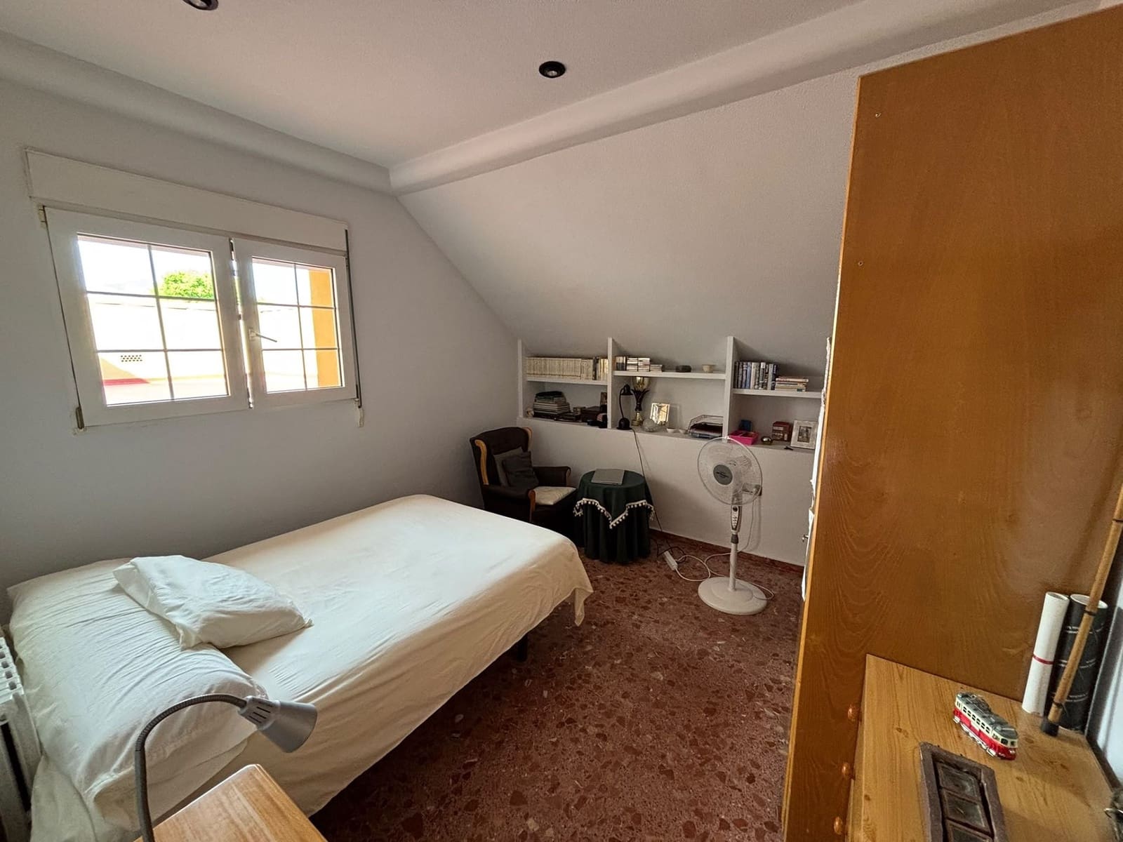 8 sypialnia Willa na sprzedaż w Yecla z basenem garażem - 549 000 € (Ref: 9953648)