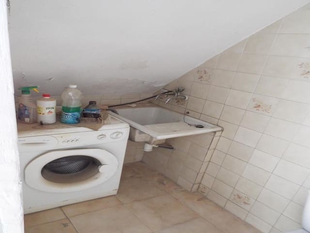 4 soverom Leilighet til salgs i Caudete med garasje - € 88 000 (Ref: 9959058)