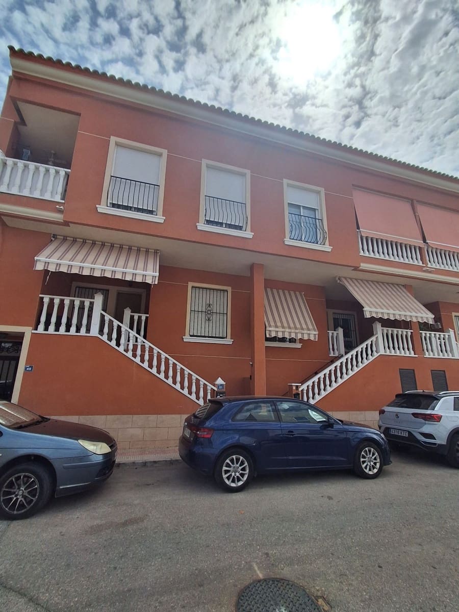 4 bedroom Apartment for sale in Catral with pool garage - € 215,000 (Ref: 9961918)
