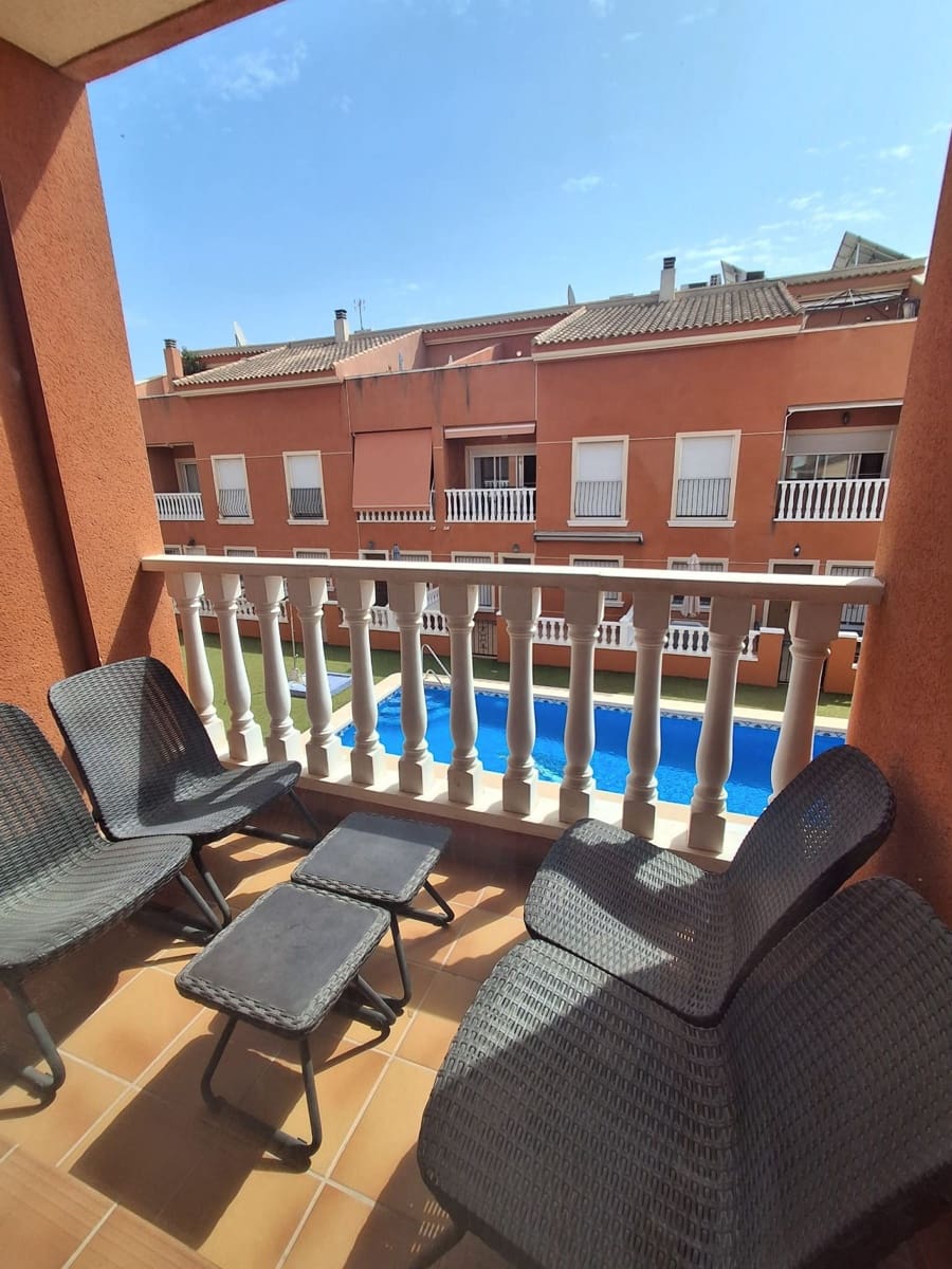 4 bedroom Apartment for sale in Catral with pool garage - € 215,000 (Ref: 9961918)