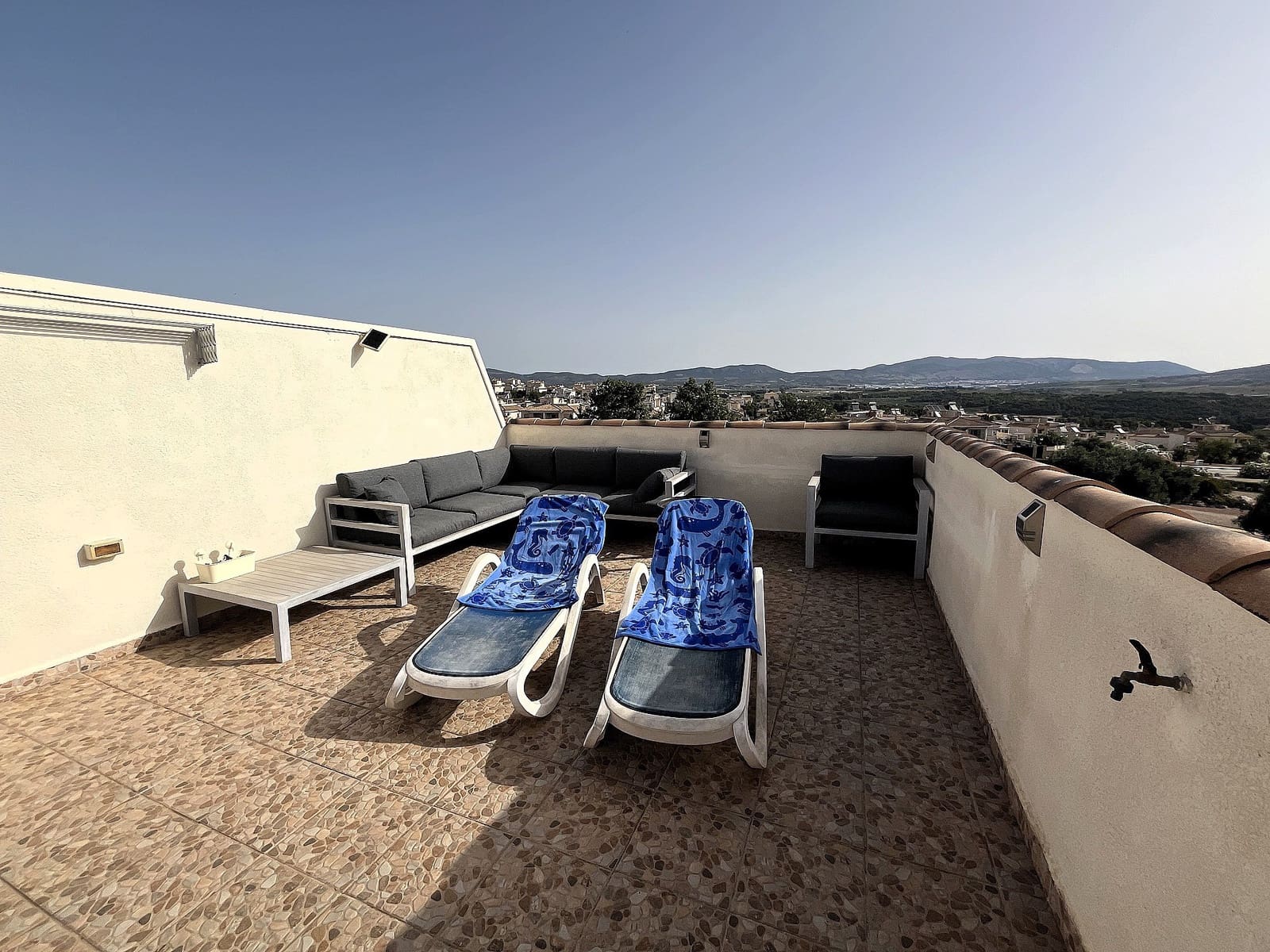 2 bedroom Apartment for sale in Castalla with pool garage - € 159,995 (Ref: 9966073)