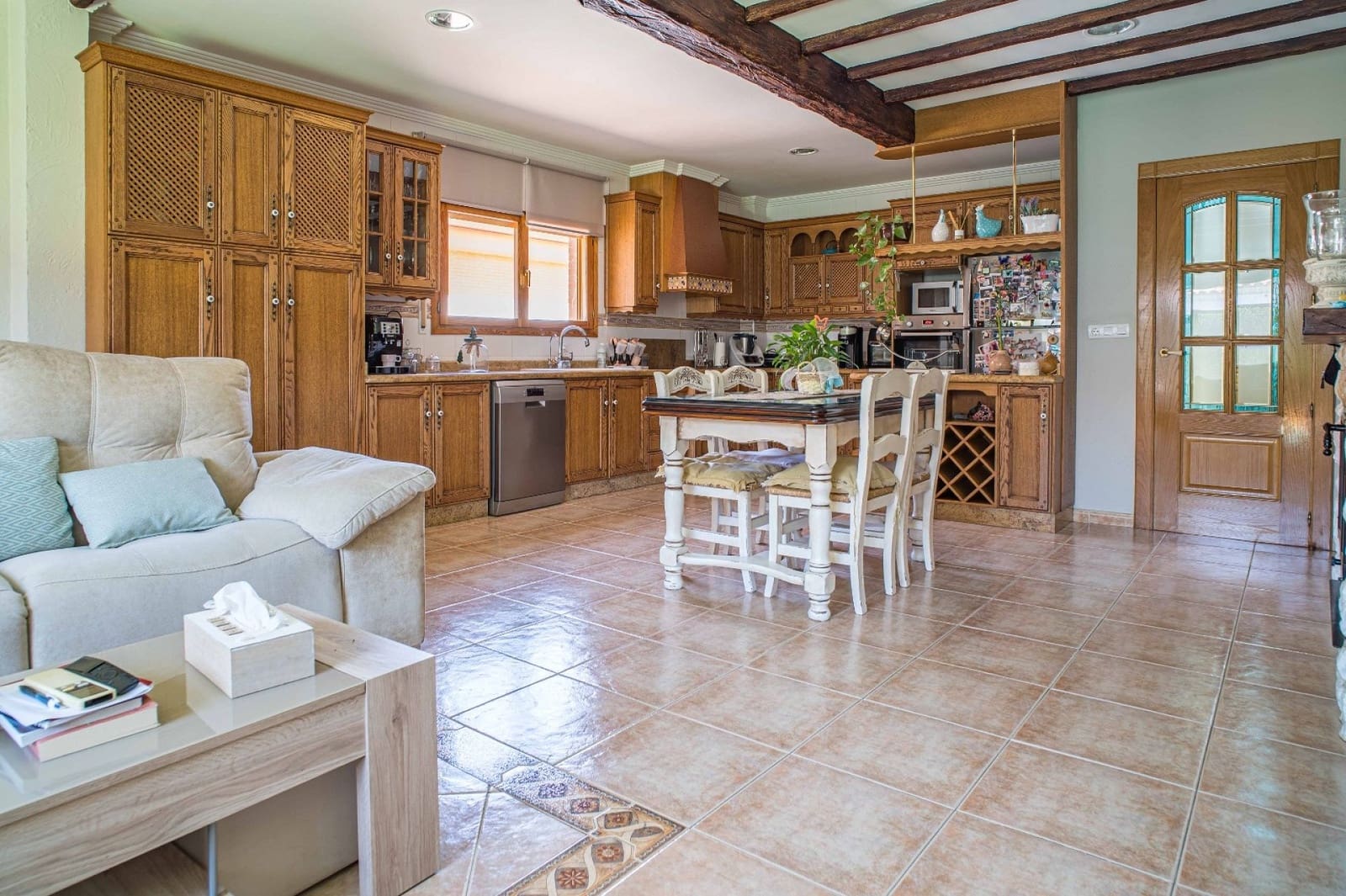 4 soveværelse Villa til salg i Pinoso med garage - € 299.950 (Ref: 9966076)