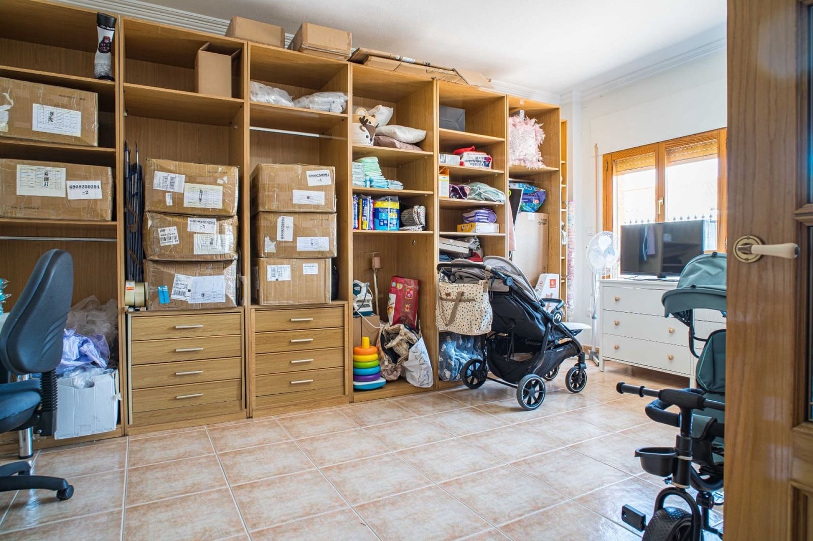 4 soveværelse Villa til salg i Pinoso med garage - € 299.950 (Ref: 9966076)
