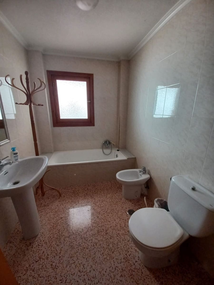 3 quarto Casa em Banda para venda em Pinoso com garagem - 475 000 € (Ref: 9966078)
