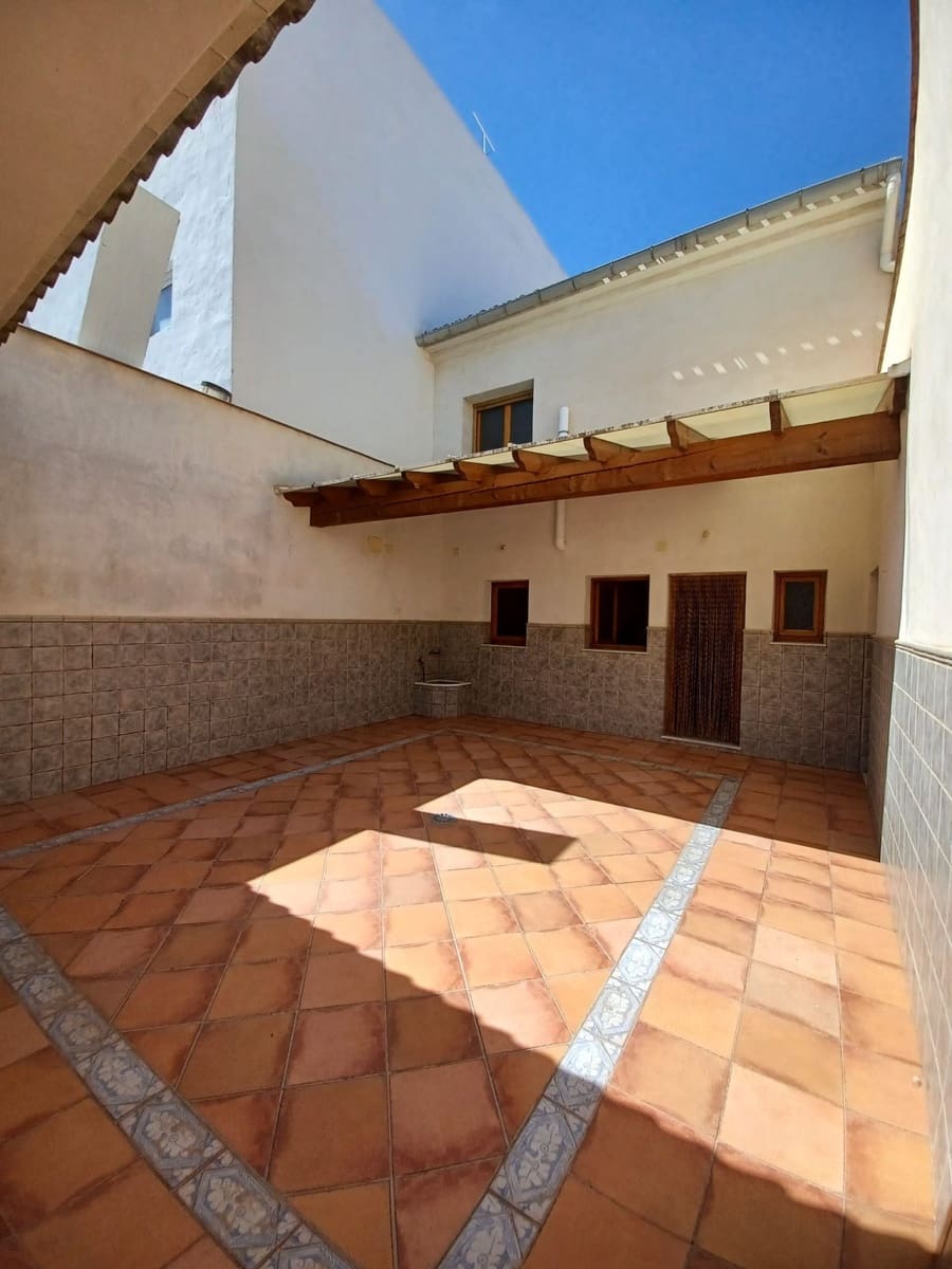 3 quarto Casa em Banda para venda em Pinoso com garagem - 475 000 € (Ref: 9966078)