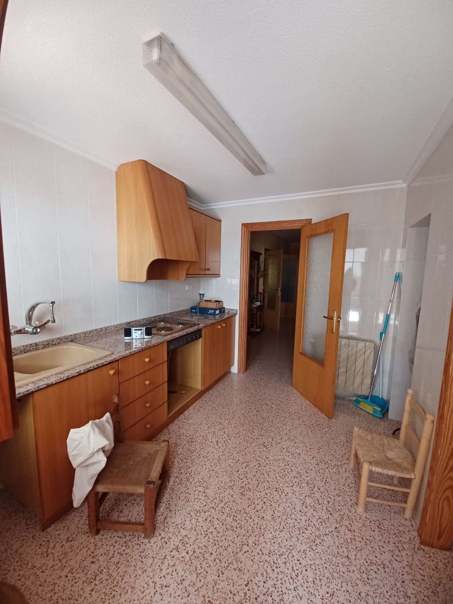3 quarto Casa em Banda para venda em Pinoso com garagem - 475 000 € (Ref: 9966078)